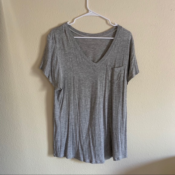 SOLD Albion Fit basic V neck tee - Picture 4 of 6